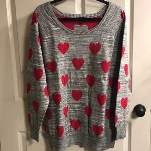 Torrid sweater with hearts on it